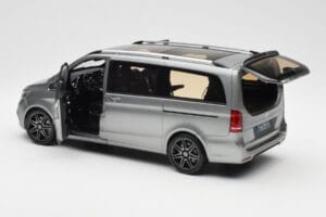 Mercedes V-Class W447 AMG Line Szary Metalik Norev 1:18 183488 Metal — zdjęcie 6 z 9