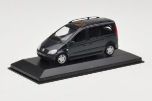 Mercedes Vaneo Ciemnoniebieski Minichamps 1:43 400031200 Metal — zdjęcie 2 z 4