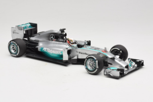 Mercedes W05 #44 L. Hamilton Mercedes AMG Petronas Chinese Grand Prix Winner 2014 Minichamps 1:18 110140244 Metal — zdjęcie 4 z 7