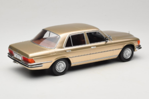 Mercedes W116 Metallic Beige MCG 1:18 MCG18550 Metal — zdjęcie 2 z 6