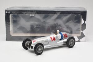 Mercedes W125 #14 Daimler-Benz AG M. von Brauchitsch 2nd Place German GP 1937 Minichamps 1:18 155373114 Metal — zdjęcie 6 z 6