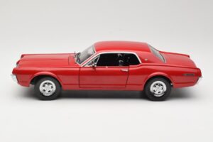 Mercury Cougar XR-7 Czerwony Sun Star 1:18 1541 Metal — zdjęcie 4 z 8