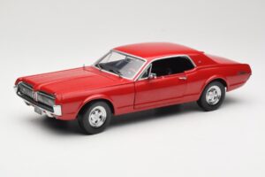 Mercury Cougar XR-7 Czerwony Sun Star 1:18 1541 Metal
