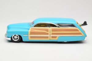 Mercury Merc Woodie Niebieski Hot Wheels 1:18 27806 Metal — zdjęcie 4 z 8