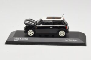 MINI Cooper R50 Czarny Minichamps 1:43 431138101 Metal — zdjęcie 2 z 5