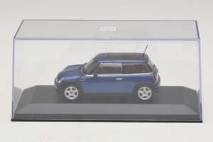 Mini Cooper Niebieski Minichamps 1:43 MINI009 Metal — zdjęcie 4 z 5
