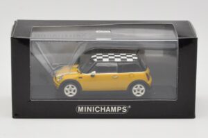 MINI One R50 Żółty Minichamps 1:43 431138104 Metal — zdjęcie 5 z 5