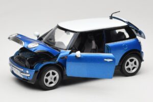 Mini Cooper R50 Niebieski z Białym Dachem Mondo Motors 1:18 MINI004 Metal — zdjęcie 2 z 8