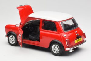 Mini Cooper Czerwony Bburago 1:18 3379 Metal — zdjęcie 5 z 8