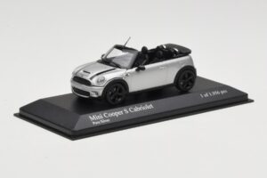 Mini Cooper S R57 Kabriolet Srebrny Minichamps 1:43 431138830 Metal — zdjęcie 2 z 6
