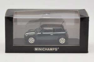 Mini Cooper S R53 Zielony Z Paskami Minichamps 1:43 MINI006 Metal — zdjęcie 2 z 4