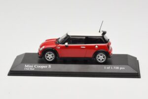MINI Cooper S R53 Czerwony Minichamps 1:43 431138200 Metal