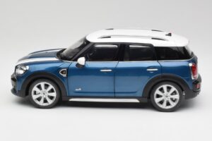 Mini Countryman F60 Island Niebieski & Biały Kyosho 1:18 80432447940 Metal — zdjęcie 4 z 8