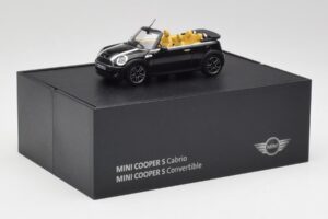 Mini Cooper S R57 Kabriolet Czarny Minichamps 1:43 80422148818 Metal — zdjęcie 4 z 4