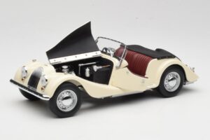 Morgan 4/4 Series II Biały Kyosho 1:18 08111W Metal — zdjęcie 2 z 8