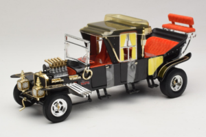 Munsters Koach Czarny ERTL 1:18 33036 Metal