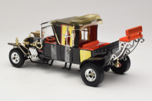 Munsters Koach Czarny ERTL 1:18 33036 Metal — zdjęcie 5 z 6