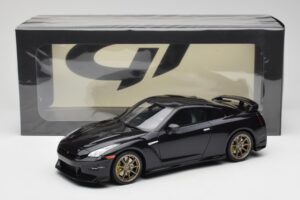 Nissan GT-R R35 Takumi Edition Midnight Purple GT Spirit 1:18 GT932 Żywica — zdjęcie 6 z 6