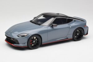 Nissan Z RZ34 NISMO Stealth Szary GT Spirit 1:18 GT484 Żywica