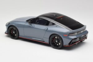 Nissan Z RZ34 NISMO Stealth Szary GT Spirit 1:18 GT484 Żywica — zdjęcie 5 z 6