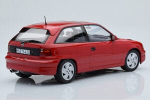 Opel Astra F GSi Czerwony Norev 1:18 183672 Metal — zdjęcie 2 z 6