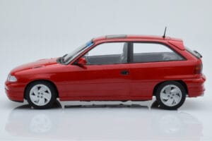 Opel Astra F GSi Czerwony Norev 1:18 183672 Metal — zdjęcie 3 z 6