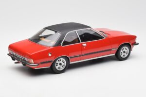 Opel Commodore B GS/E Czerwony Otto 1:18 OT159 Żywica — zdjęcie 2 z 6