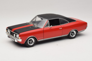 Opel Commodore GS/E Czerwony Revell 1:18 8826 Metal