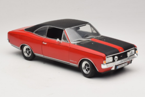 Opel Commodore GS/E Czerwony Revell 1:18 8826 Metal — zdjęcie 6 z 8