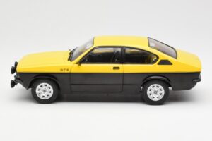Opel Kadett C GT/E Czarny Żółty MCG 1:18 MCG18190 Metal — zdjęcie 3 z 6