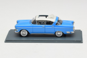 Opel Kapitan P1 Niebieski NEO 1:43 NEO43940 Żywica