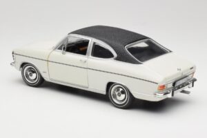 Opel Olympia A Coupe Biały Czarny Revell 1:18 8446 Metal — zdjęcie 7 z 8