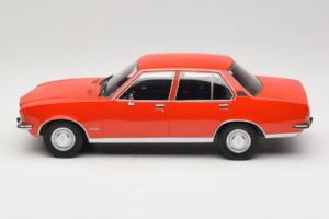 Opel Rekord D Czerwony MCG 1:18 MCG18563 Metal — zdjęcie 3 z 6