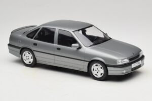 Opel Vectra A 2000 16V Ciemnoszary MCG 1:18 MCG18462 Metal — zdjęcie 4 z 6
