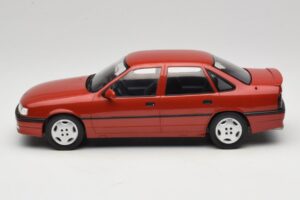 Opel Vectra A 2000 16V Ciemnoczerwony MCG 1:18 MCG18461 Metal — zdjęcie 3 z 6