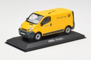 Opel Vivaro A Deutsche Post Minichamps 1:43 430040562 Metal — zdjęcie 2 z 4