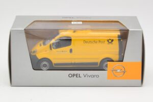 Opel Vivaro A Deutsche Post Minichamps 1:43 430040562 Metal — zdjęcie 4 z 4