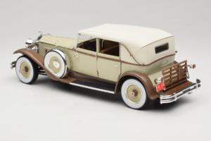 Packard Brewster Biały Signature Models 1:18 PACKARD001 Metal — zdjęcie 7 z 8