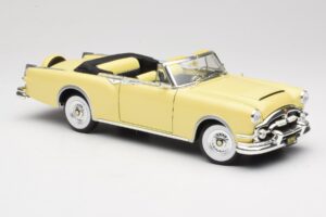 Packard Caribbean Kabriolet Żółty Road Signature 1:18 92798 Metal — zdjęcie 6 z 8