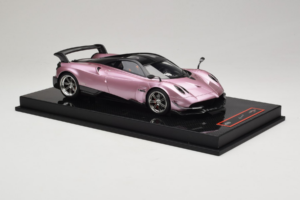 Pagani Huayra BC Pearl Pink AB Models 1:18 REMC032 Żywica — zdjęcie 4 z 7