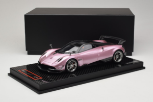Pagani Huayra BC Pearl Pink AB Models 1:18 REMC032 Żywica — zdjęcie 7 z 7