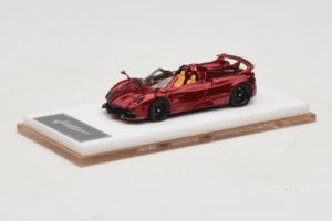 Pagani Huayra Roadster Tricolore Czerwony Henson & Heaven 1:64 PHRTR01 Metal — zdjęcie 2 z 7