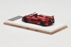 Pagani Huayra Roadster Tricolore Czerwony Henson & Heaven 1:64 PHRTR01 Metal — zdjęcie 5 z 7