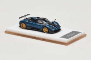Pagani Zonda Tricolore Exposed Carbon Niebieski Henson & Heaven 1:64 PZTECB01 Metal — zdjęcie 4 z 7