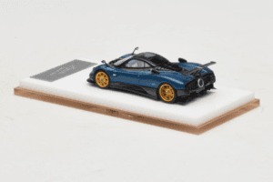 Pagani Zonda Tricolore Exposed Carbon Niebieski Henson & Heaven 1:64 PZTECB01 Metal — zdjęcie 5 z 7