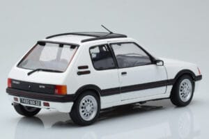 Peugeot 205 GTi 1.6 Biały Norev 1:18 184849 Metal — zdjęcie 3 z 8