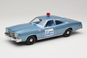 Plymouth Fury Beverly Hills PD Niebieski GreenLight 1:18 19069 Metal