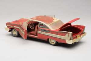 Plymouth Fury Czerwony Christine Brudna Wersja Auto World 1:18 AWSS119/06 Metal — zdjęcie 5 z 8