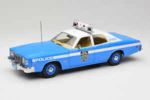 Plymouth Fury Police Pursuit New York Police Department GreenLight 1:18 19043 Metal