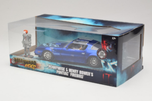 Pontiac Firebird Pennywise With Figure Jada 1:24 31118 Metal — zdjęcie 3 z 3